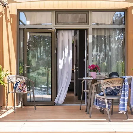 Appart hôtel Sani & Sani Woods (adults Only)