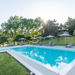 Lejlighedshotel Sani & Sani Woods (adults Only)