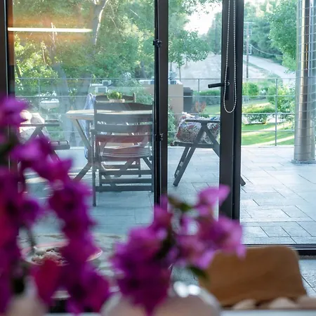 Апарт-отель Sani & Sani Woods (adults Only)