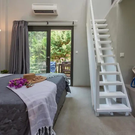 Sani & Sani Woods (adults Only) Апарт-отель 3*