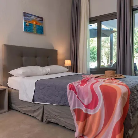 Hotel de apartamente Sani & Sani Woods (adults Only)