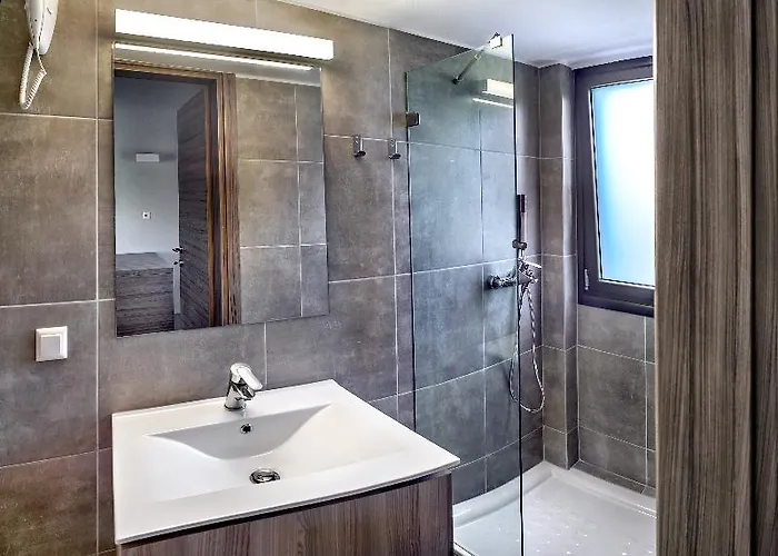 Apartmanhotel Sani & Sani Woods (adults Only) 3*